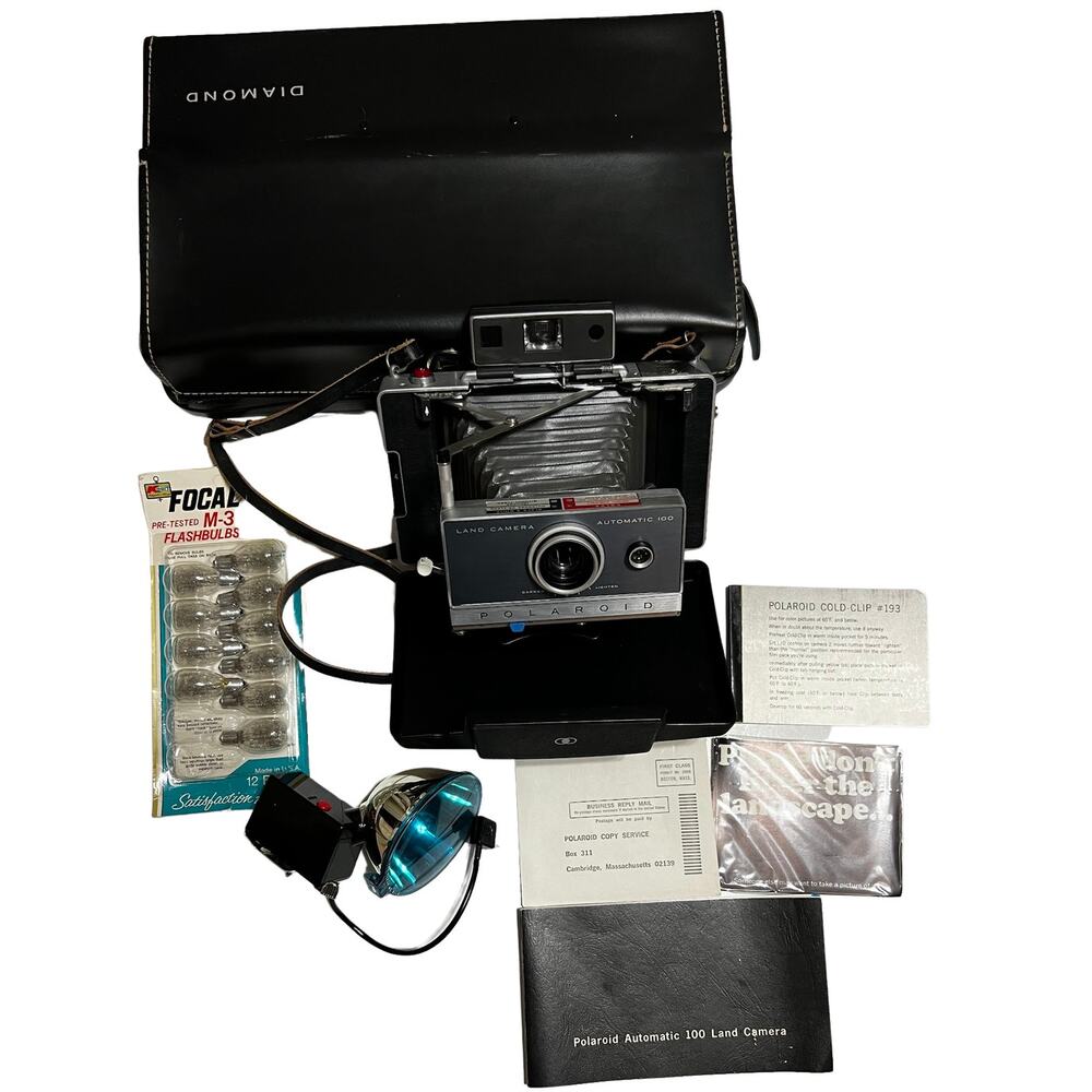 VTG Polaroid Automatic 100 Land Camera Case Flash Bulbs and Accessories